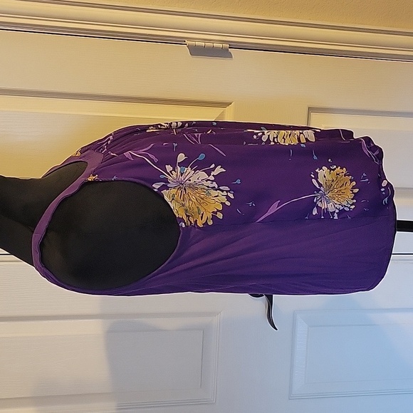 Apt 9 medium purple top - Picture 5 of 12